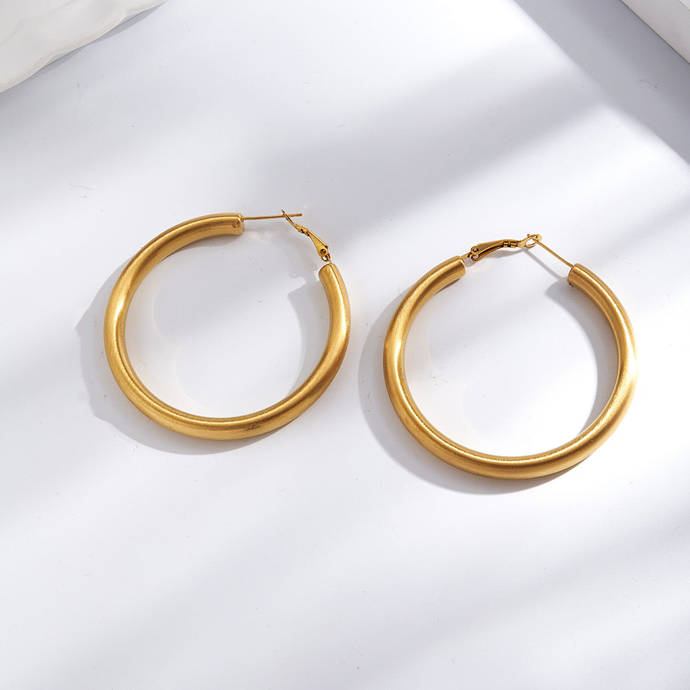 O-Shape Hoop Earrings For Women Featuring Polished Aretes
